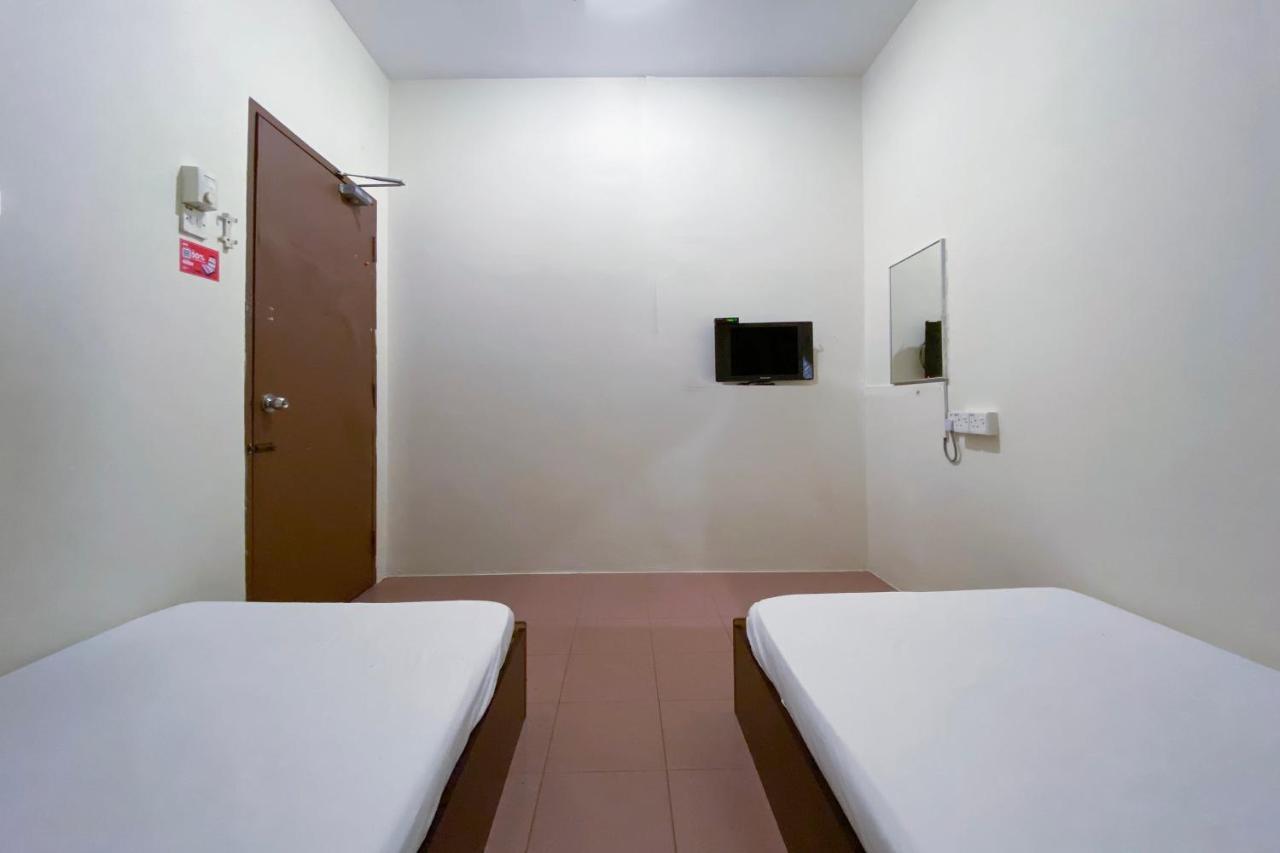 Spot On 89907 Motel Impian Seri Manjung Eksteriør bilde