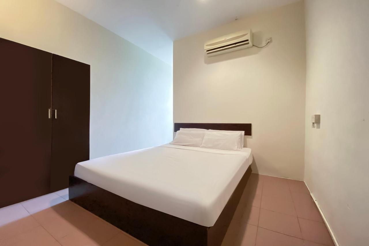 Spot On 89907 Motel Impian Seri Manjung Eksteriør bilde