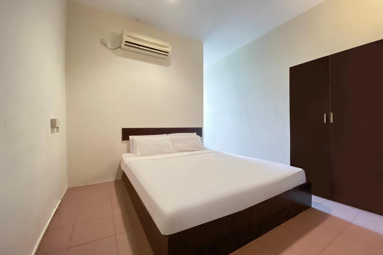 Spot On 89907 Motel Impian Seri Manjung Eksteriør bilde