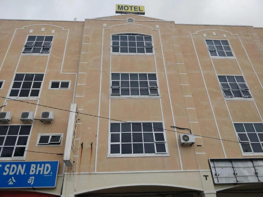 Spot On 89907 Motel Impian Seri Manjung Eksteriør bilde