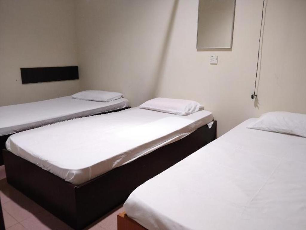 Spot On 89907 Motel Impian Seri Manjung Eksteriør bilde