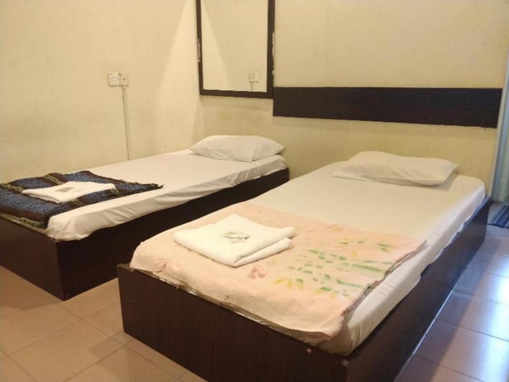 Spot On 89907 Motel Impian Seri Manjung Eksteriør bilde