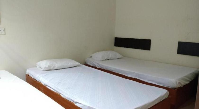 Spot On 89907 Motel Impian Seri Manjung Eksteriør bilde