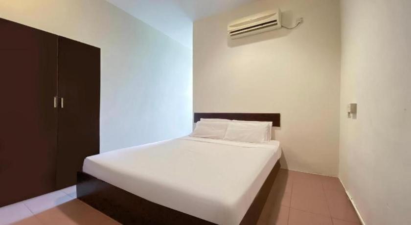 Spot On 89907 Motel Impian Seri Manjung Eksteriør bilde